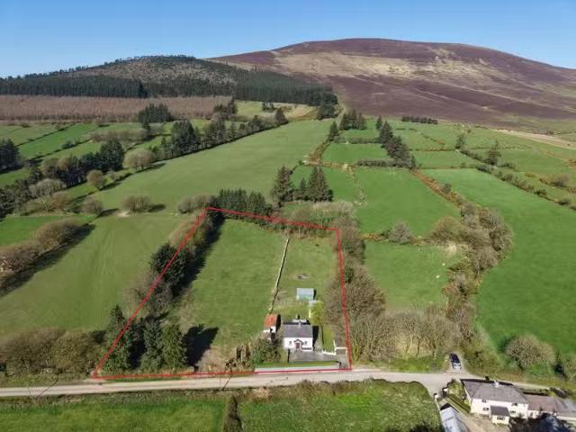 Slievenamon Cottage, Toor, Ballypatrick, Kilcash, Co. Tipperar.