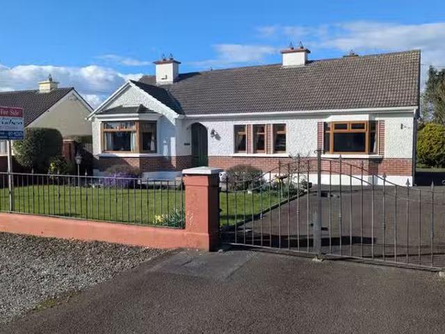 Slievenamon, Cuba Avenue, Banagher, Co. Offaly, R42TK28 is for.