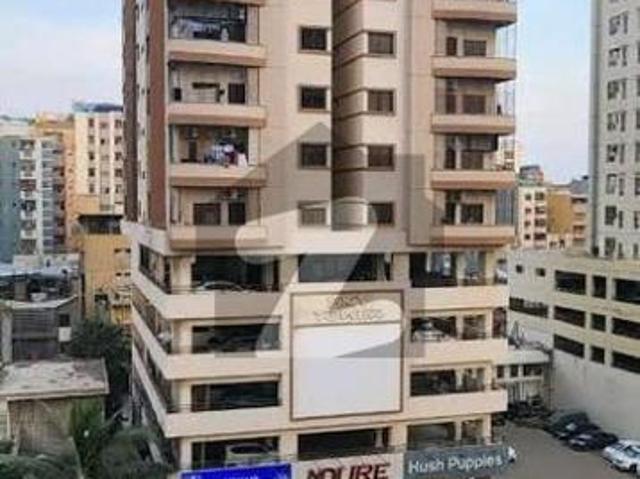 Slightly Used Apprtment Clifton Block 8