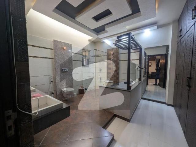 Slightly used bungalow for sale dha phase 6