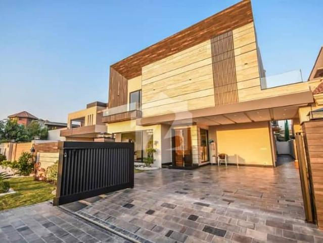 Slightly Used House For Sale At Top Location Near Commercial & Mosque