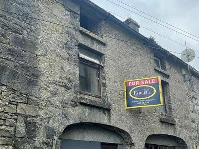 Slipper Street Gort Co Galway