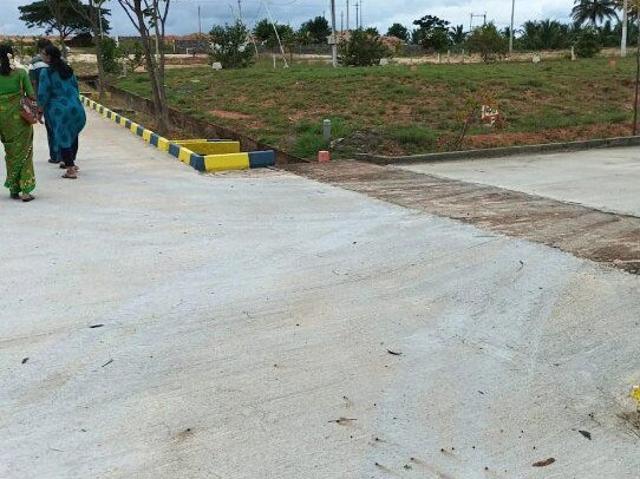 Sm Plots 1500 Sq.Ft. Plot in Mysore Road Bangalore Listing ID: #10253