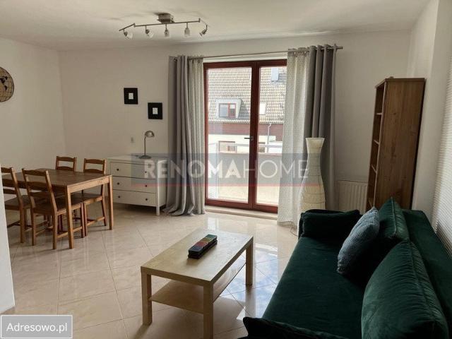 Przestronne 2 pokojowe mieszkanie z balkonem w Smolcu