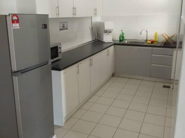 SMALL BUDGET ROOM IN ONE SOUTH
