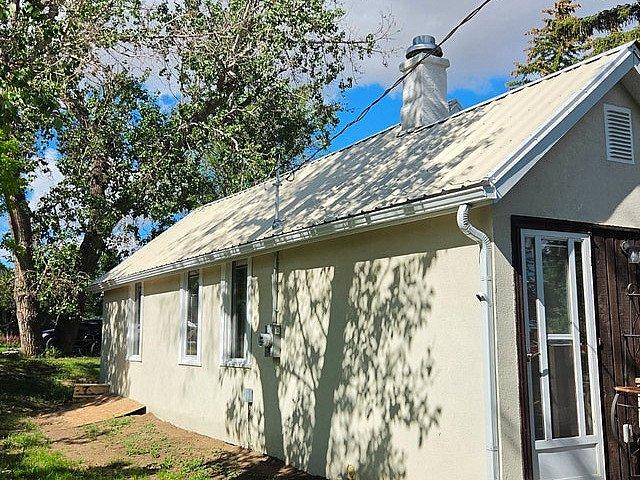 Small House With Brand New Garage For Sale In Milk River