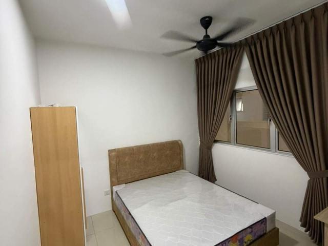 Small Medium Room @ Platinum Splendor Semarak, Setapak | Male Unit | RM700