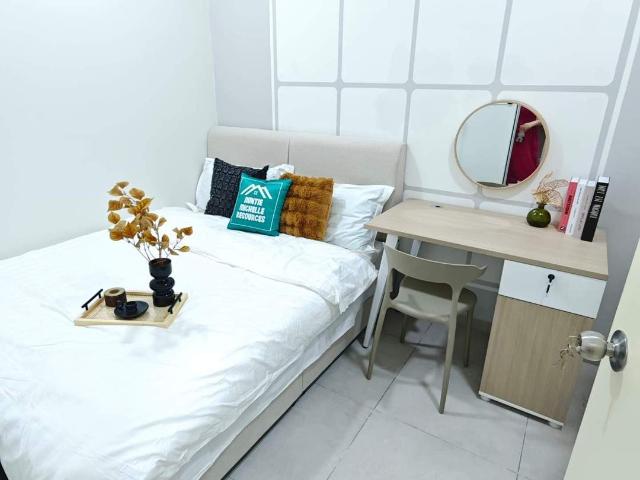 Small middle room