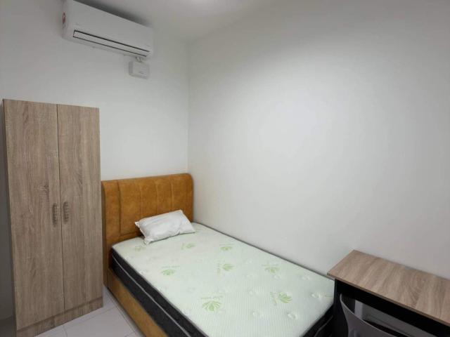 Small Room for Female