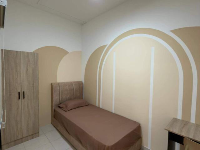 Small Room for Female