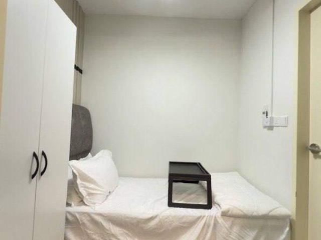 Small Room for Female