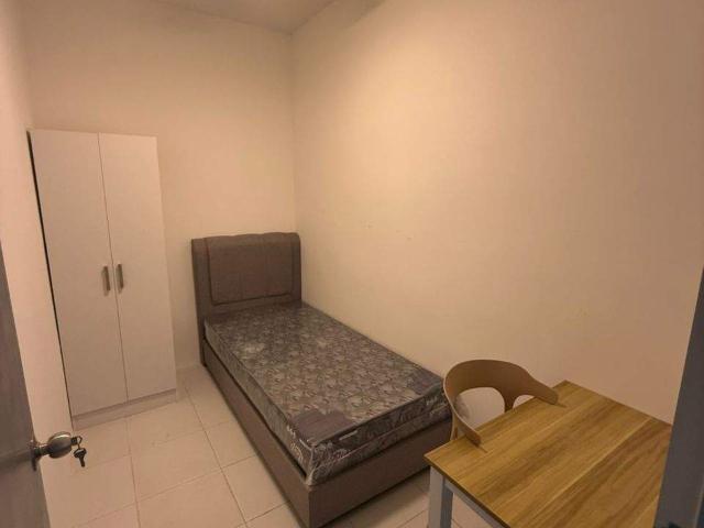 Small Room for Rent @ One Equine | Fully Furnished