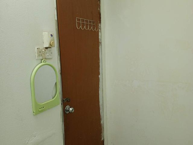 Small room in shop house apartment near Berjaya Times Square