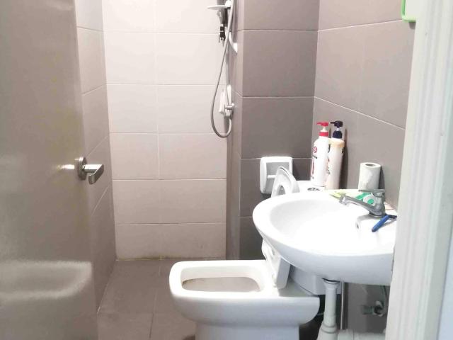 Small Room rental 3 element Bandar Putra Permai Seri Kembangan