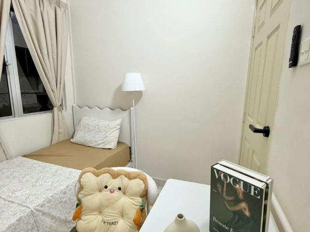 Small Room Suriamas Condo Bandar Sunway