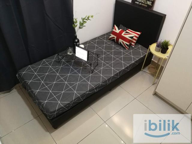 Small Room Single bed For Rent