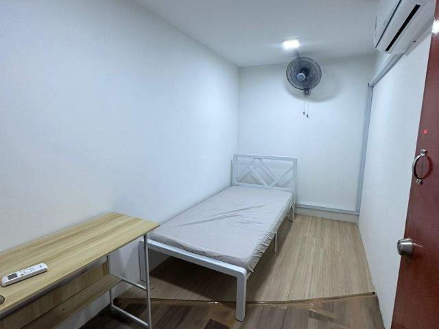 small room to rent @ Puchong, bandar puteri, taman wawasan
