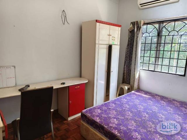 Small room w aircon Seri Kembangan