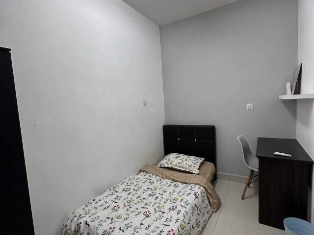 ✨ Small Single Room at Petaling Jaya PJ