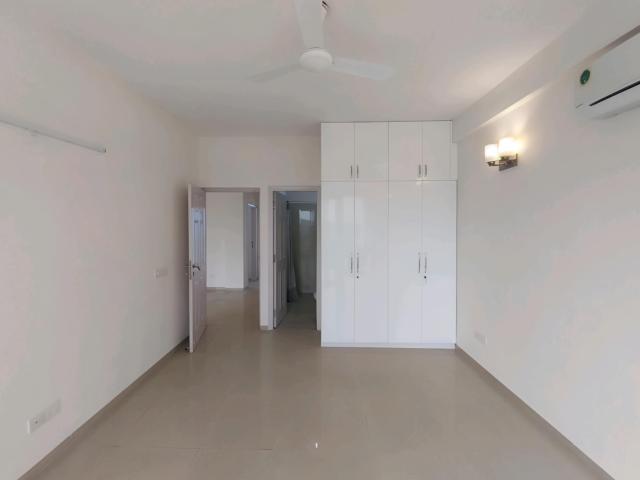 Smart World Orchard 3 Bedroom 1680 Sq. Ft. Apartment in Sector 61 Gurgaon Listing ID: #9672