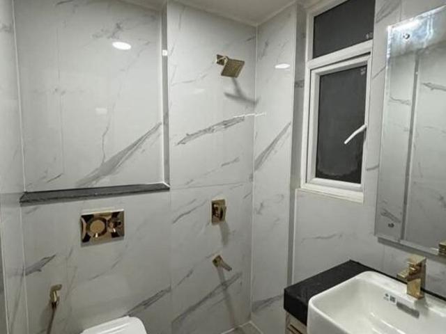 Smart World Orchard 3 Bedroom 1680 Sq. Ft. Builder Floor in Sector 61 Gurgaon Listing ID: #10158