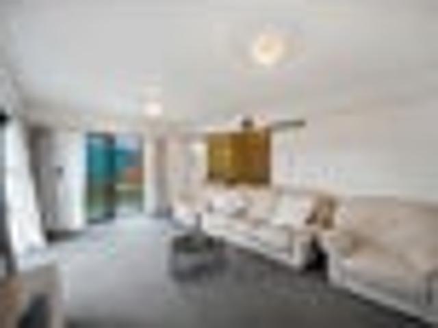 Smart Buy in Great Location!