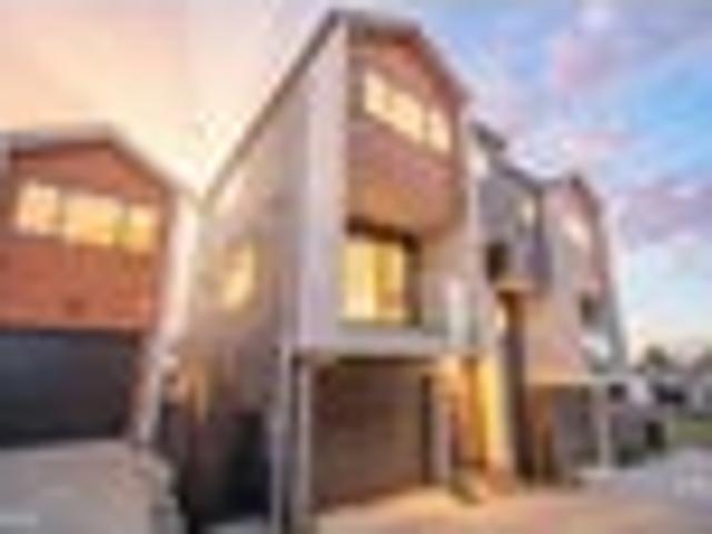 Smart Design & Affordable in West Harbour