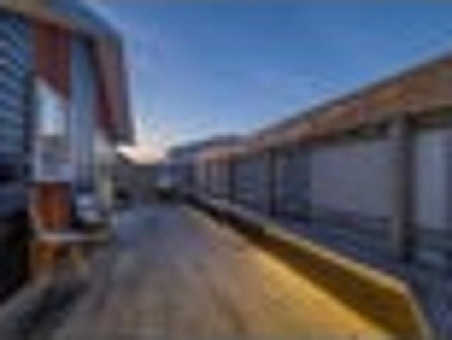 Smart design superb location!