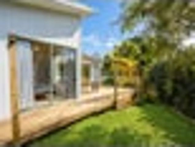 SMART INVESTMENT, CENTRAL LOCATION!