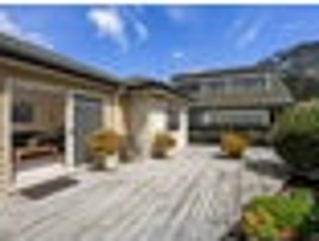Smart Seaside Downsizing