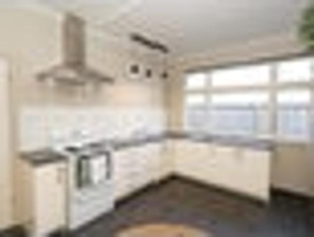 Smart Start or Savvy Investment on Conon Street!