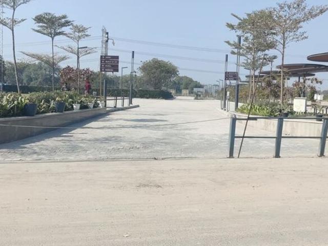 Smbr Spaze Commercial Land 700 Sq. Yd. in Sector 113 Gurgaon Listing ID: #9922