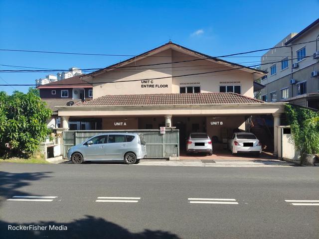 Detached 2storey bungalow