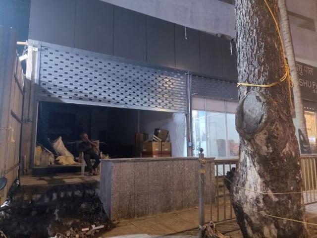 Smile Emerald And Sapphire Commercial Shop 778 Sq. Ft. in Borivali West Mumbai Listing ID: #10215