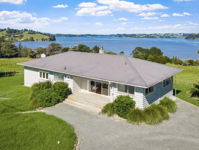 snells beach, 4 bedrooms