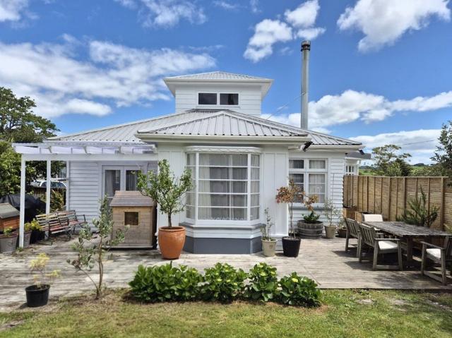 snells beach, 4 bedrooms