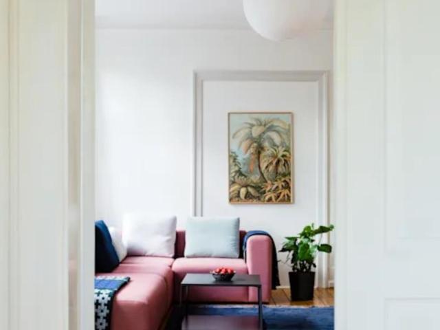 Snug double bedroom in Frederiksberg C
