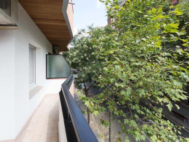 Snug single bedroom close to Alfons X metro station