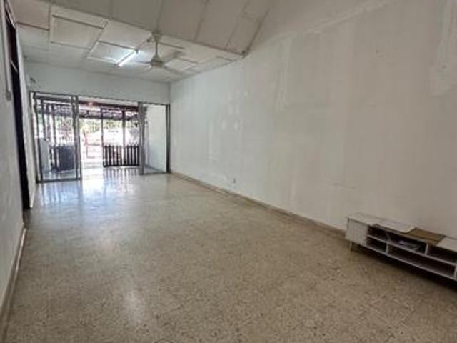 SS 4 Single Storey Terrace Kelana Jaya For Sale