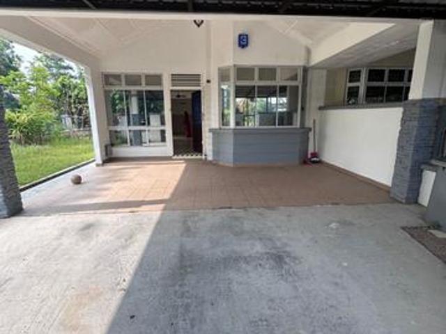SSTH UDA UTAMA CORNER LOT for rental