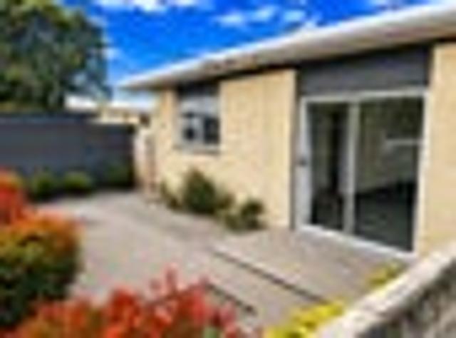 Spotswood, 2 bedrooms, $525 pw