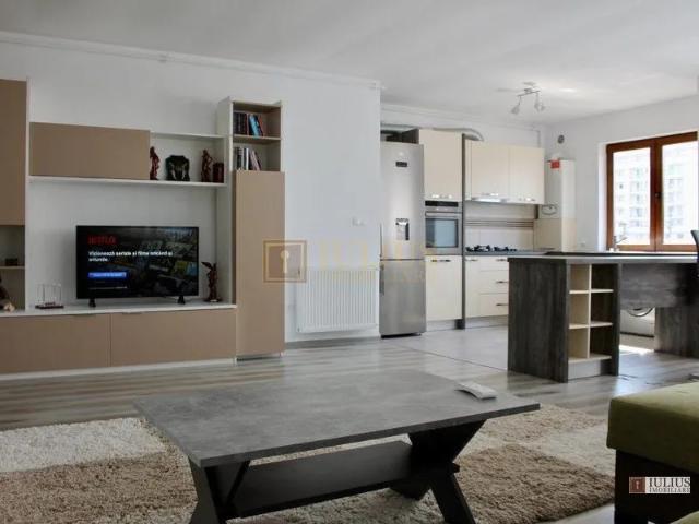 Spatios  60mp utili, loc parcare Toronto Residence