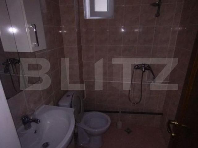 Spatiu 2 camere de inchiriat,42mp,parter,central,oras Nasaud