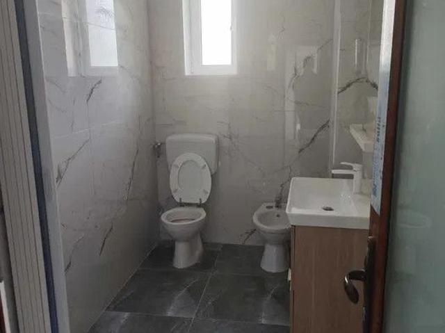 Spatiu in Vila de inchiriat, zona Centrala, 300 mp, 7 Parcari