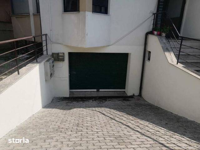 spatiu pentru depozitare garaj vila