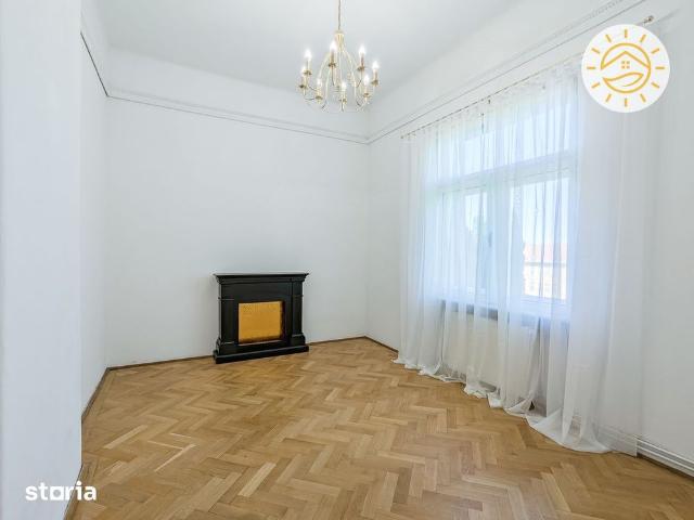 Spațiu generos 5 camere în vilă | Centrul Istoric cu Vedere Tâmpa