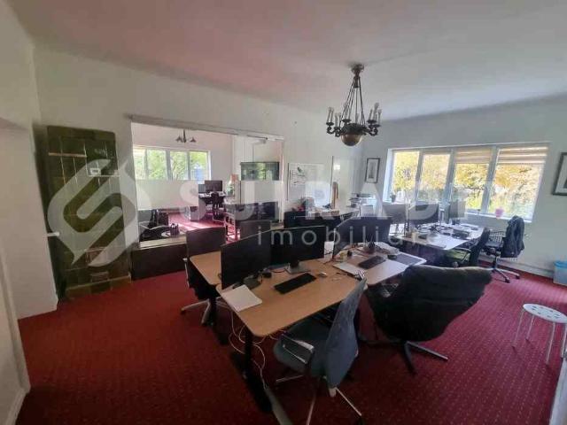 Spațiu versatil în Andrei Mureșanu – ideal birouri sau locuință, 150 mp