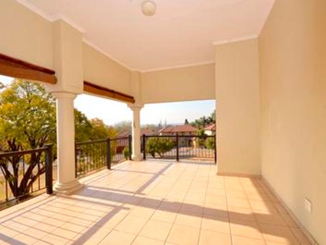 space! 1 bedroom 1 bathroom large ap.