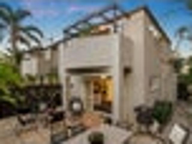 Space with Flexibility Opportunity with Value