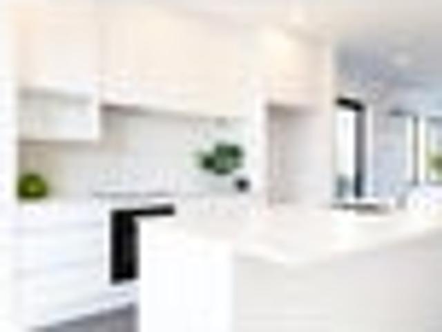 Space, Light, and Privacy: 3 Bedroom End Townhouse